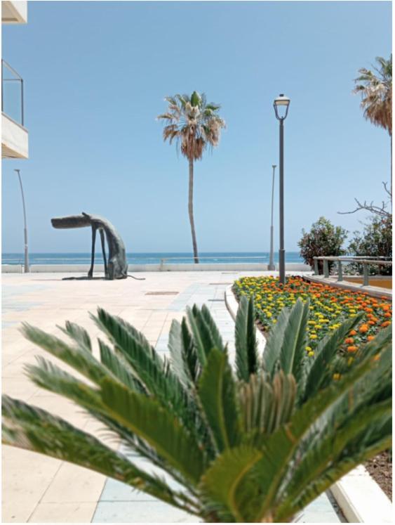 Beach Side Apartment -Estepona Buitenkant foto